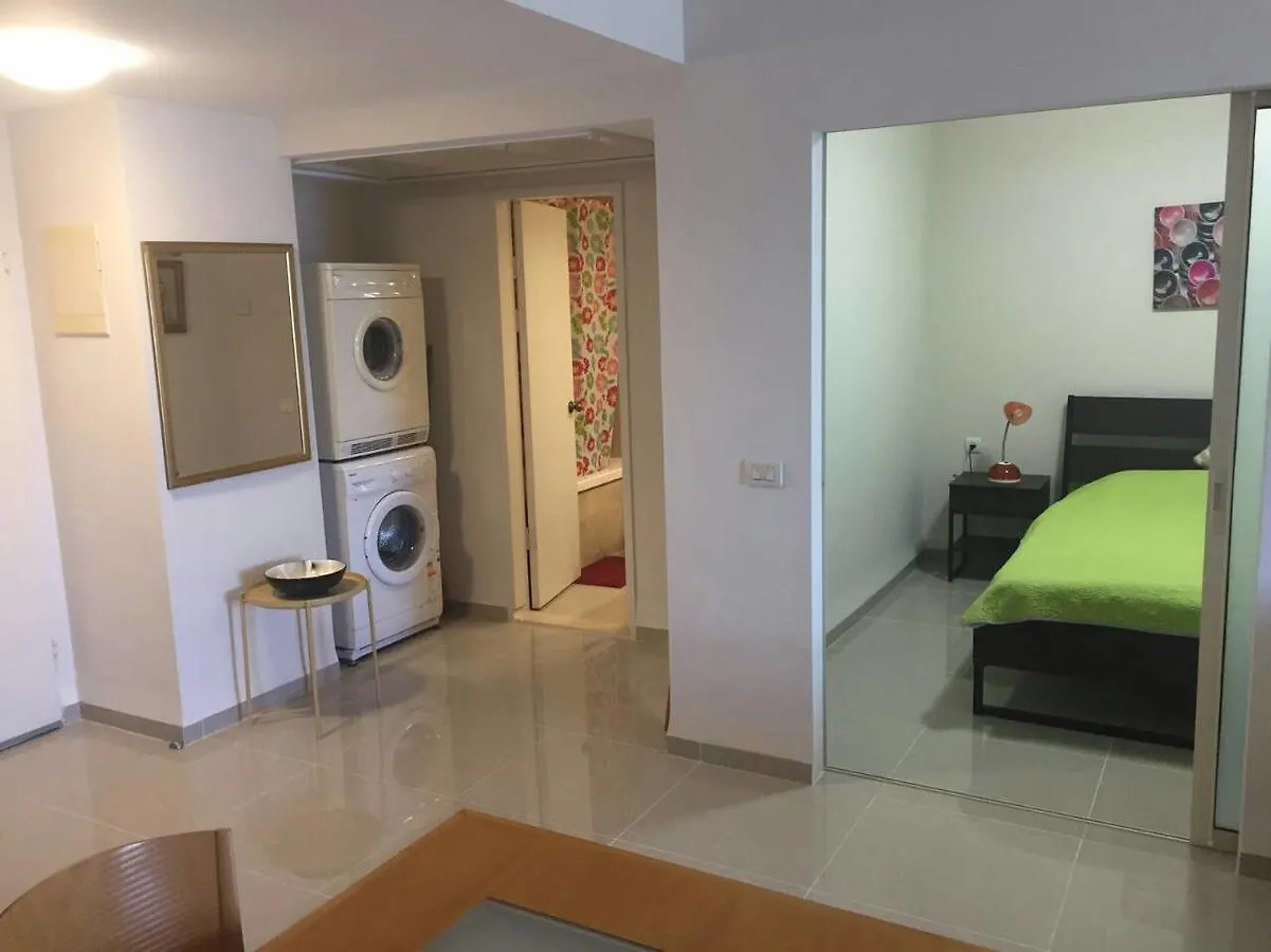 Apartment On Haifa