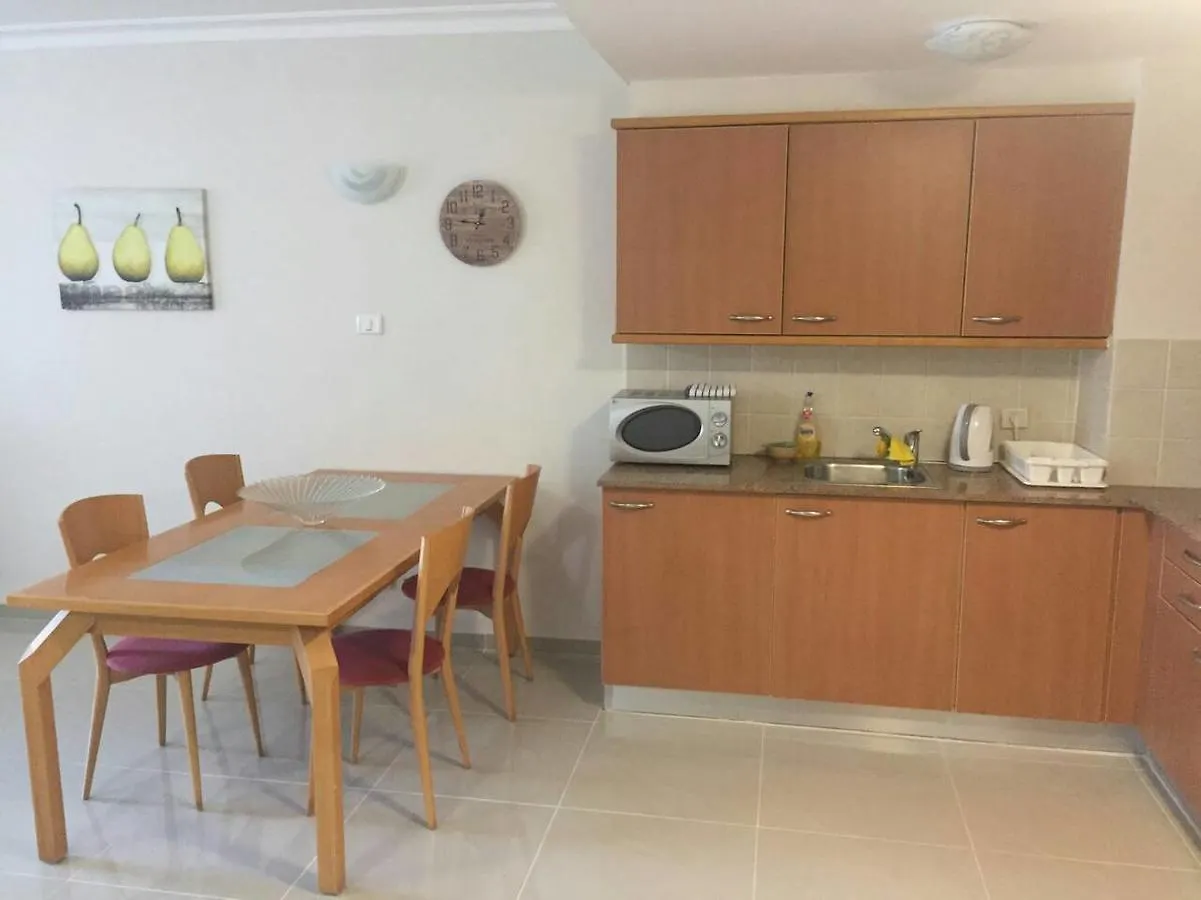 Apartment On Haifa